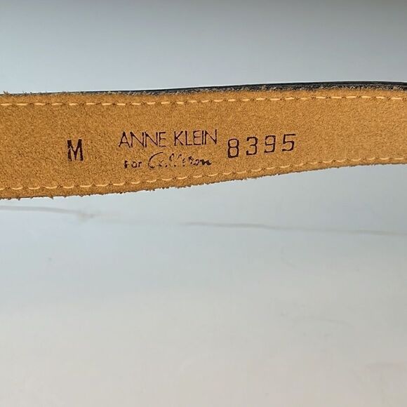 Anne Klein Lion Buckle Belt - Picture 3 of 5